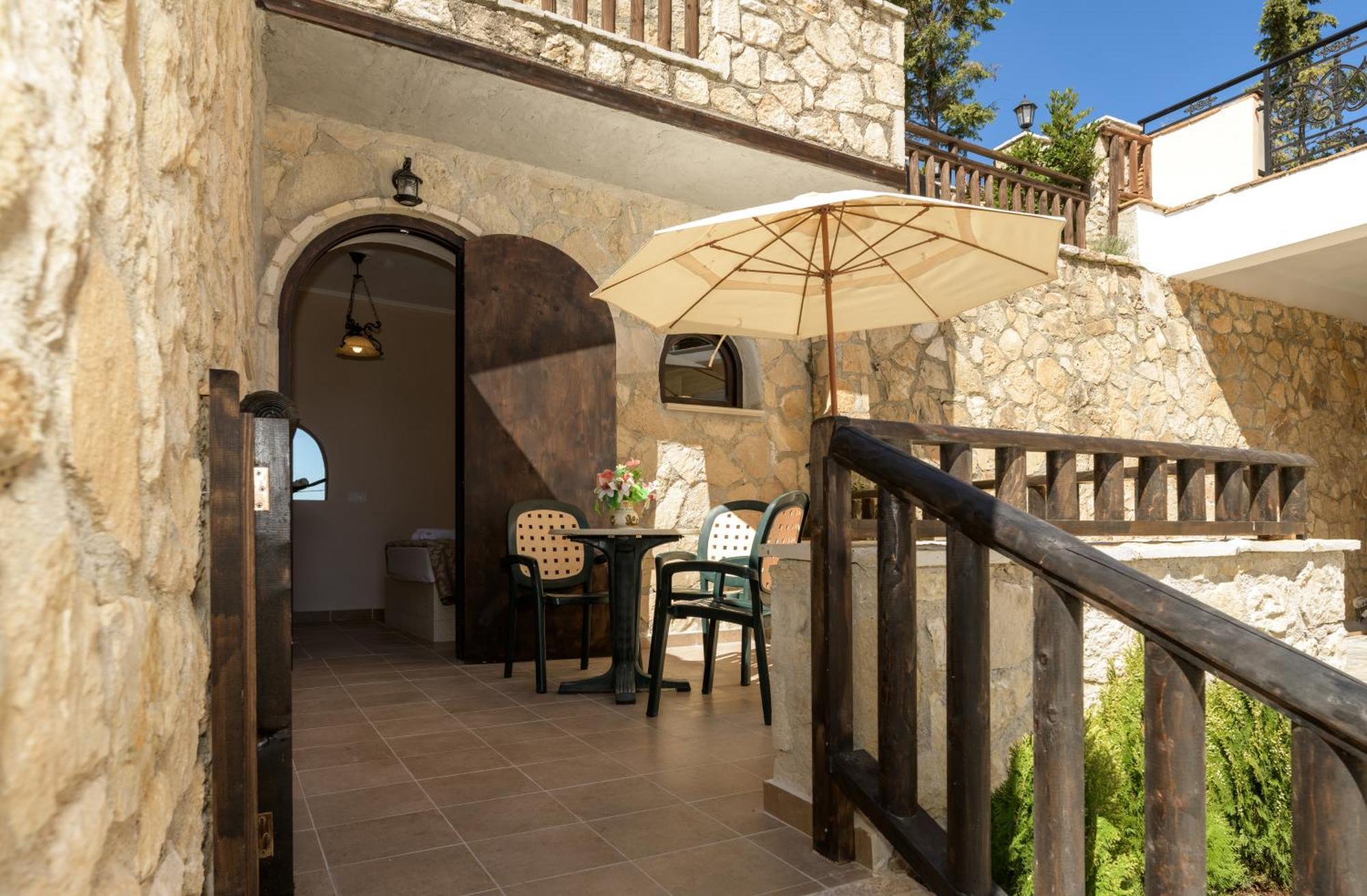קרי Harmony Hotel מראה חיצוני תמונה